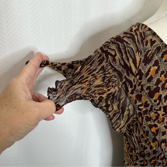 A. M. I. Brown animal print midi dress - Picture 5 of 6